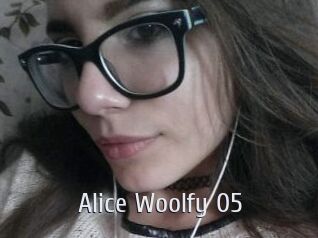 Alice_Woolfy_05