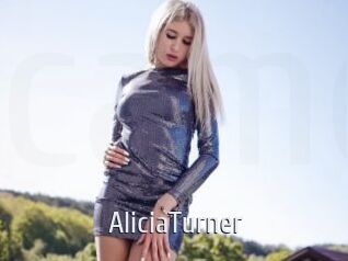 AliciaTurner