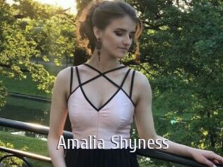 Amalia_Shyness