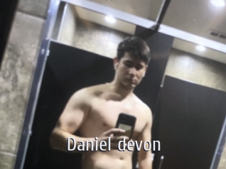 Daniel_devon