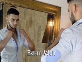 Exton_Wolf