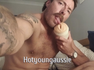 Hotyoungaussie