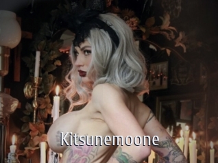 Kitsunemoone