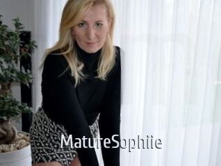 MatureSophiie