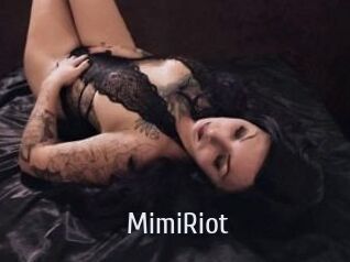 Mimi_Riot