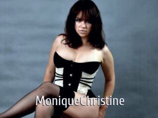 MoniqueChristine