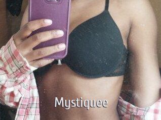 Mystiquee