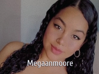 Megaanmoore