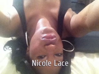 Nicole_Lace Cigare à moustache