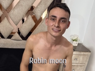 Robin_moon