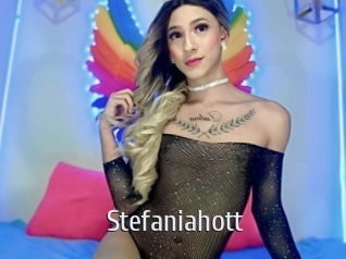 Stefaniahott