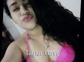 Taylor_curvy